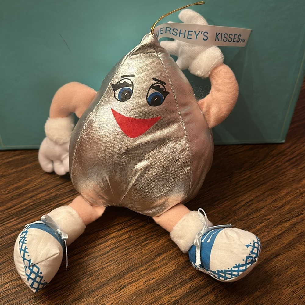 Vintage Hersey Silver Kiss Lady from the 90’s